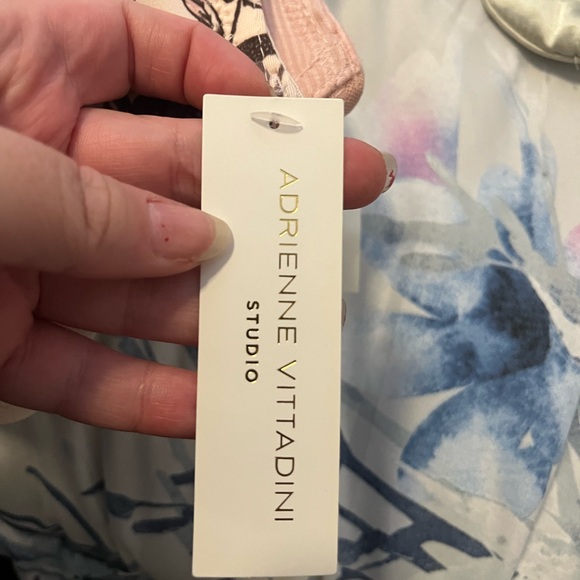 Adrienne Vittadini Cream and brown Bra Intimates and another pink bra - Picture 3 of 3